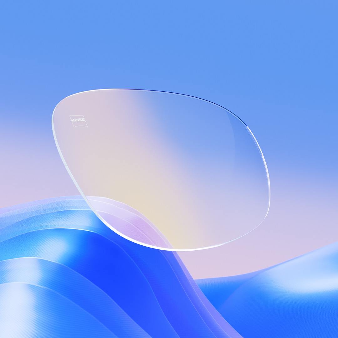 Lentes transparentes con protector ZEISS DuraVision Gold UV con un sutil reflejo dorado.