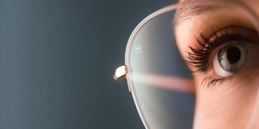 Desarrollo de lentes oftalmicas 2000 2020