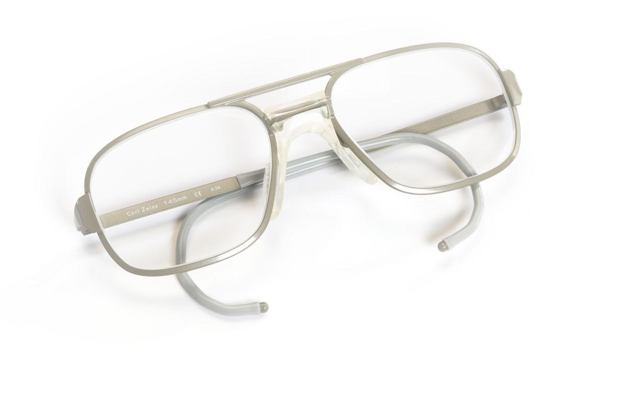 Las lentes bifocales de aumento de Carl Zeiss Vision