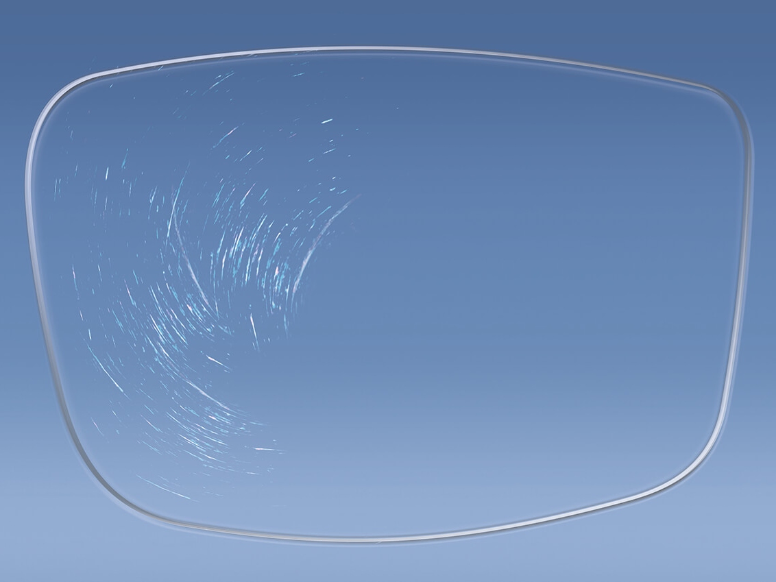 Ilustración de una lente con y sin protectores ZEISS que influyan en la dureza de la superficie 