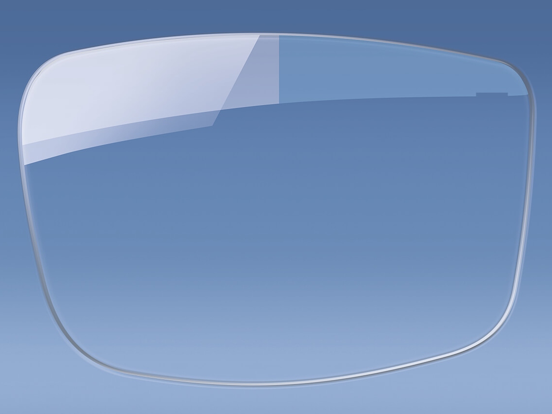 Ilustración de una lente para gafas con y sin protector antirreflejos 